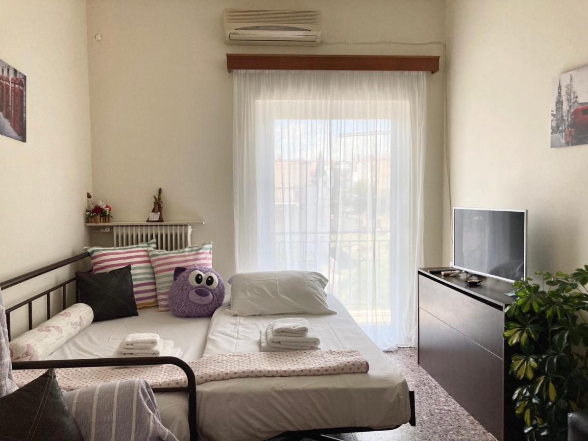 Krokos House Aliveri Luaran gambar